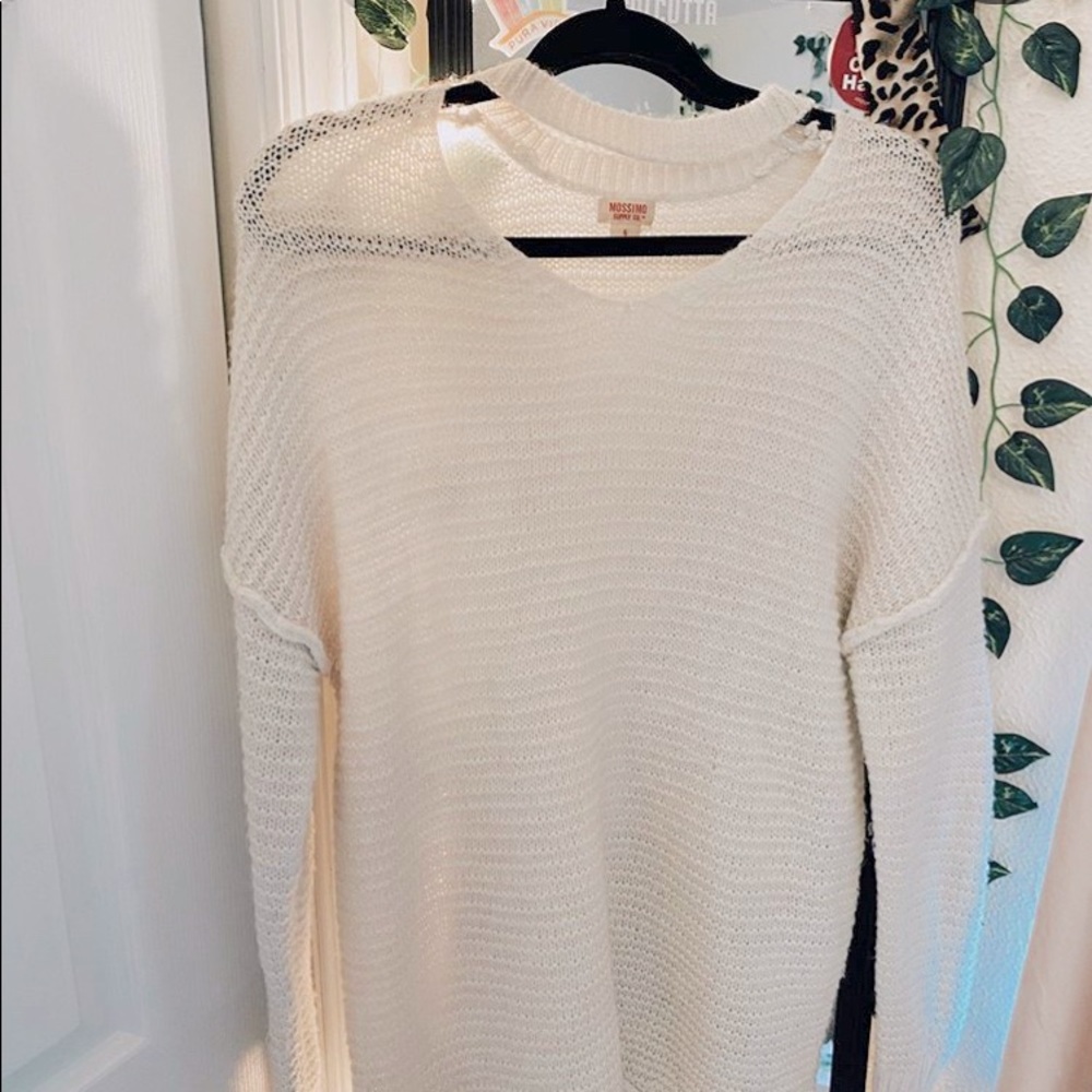 White cut v-neck sweater